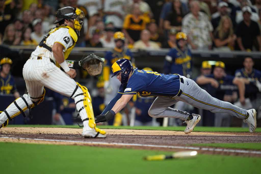 Padres beat Brewers in NLDS Game 3 to extend series — WISN 12 Milwaukee