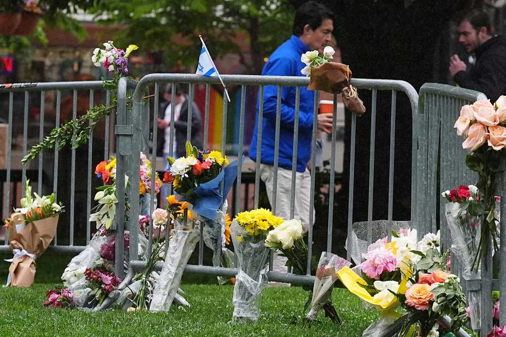 Man pleads guilty to federal hate crimes in deadly firebomb attack on Colorado demonstrators — Mount Pleasant Community news